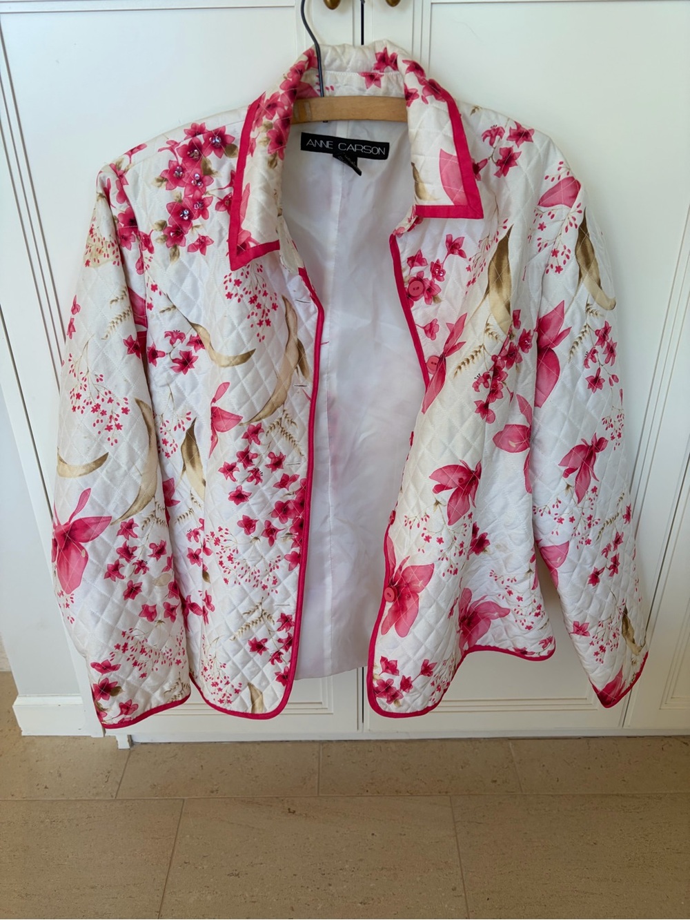Anne Carson White Quilted Jacket with Pink Floral Print